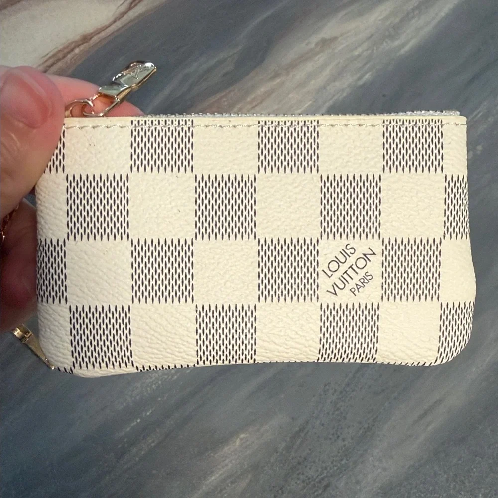 Louis Vuitton Damier Azur Key & Card Holder with Gold Chain - Picture 2 of 5